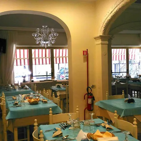 Hotel Solaris 3*