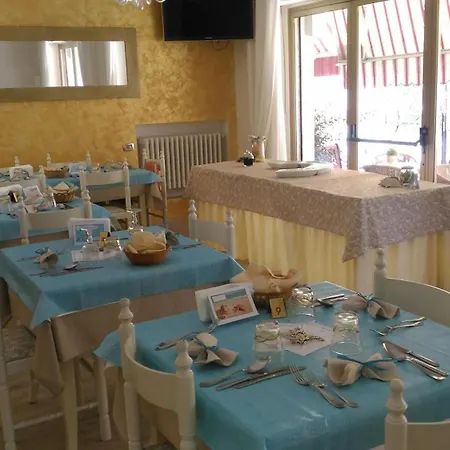 Hotell Solaris Giulianova